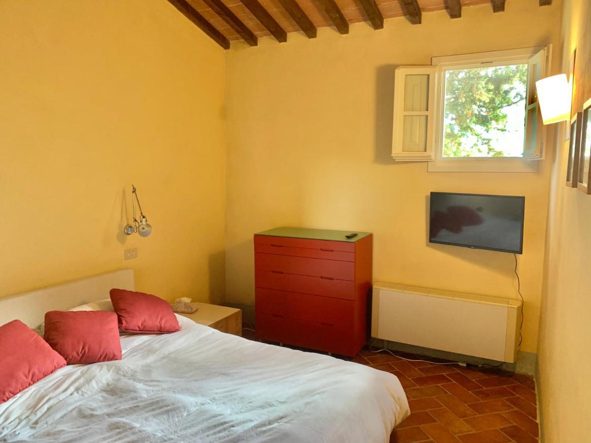 Incantevole Borgo Con Piscine Colleoli Exterior photo